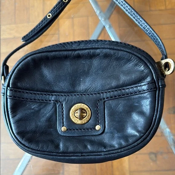 Marc by Marc Jacobs Black Leather Crossbody Bag - Picture 3 of 11